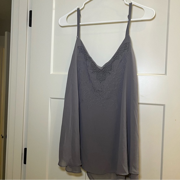 Torrid Grey Embroidered Tiered Boho Tank Top Women’s Plus Size 1 Flowy Casual - Picture 1 of 7